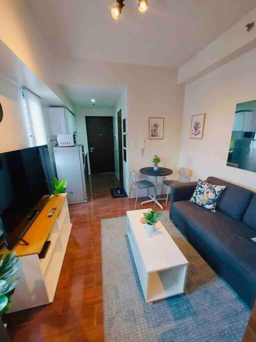 Air Residences Makati - Fully Furnished Condo With Skyline Views! Μανίλα Εξωτερικό φωτογραφία